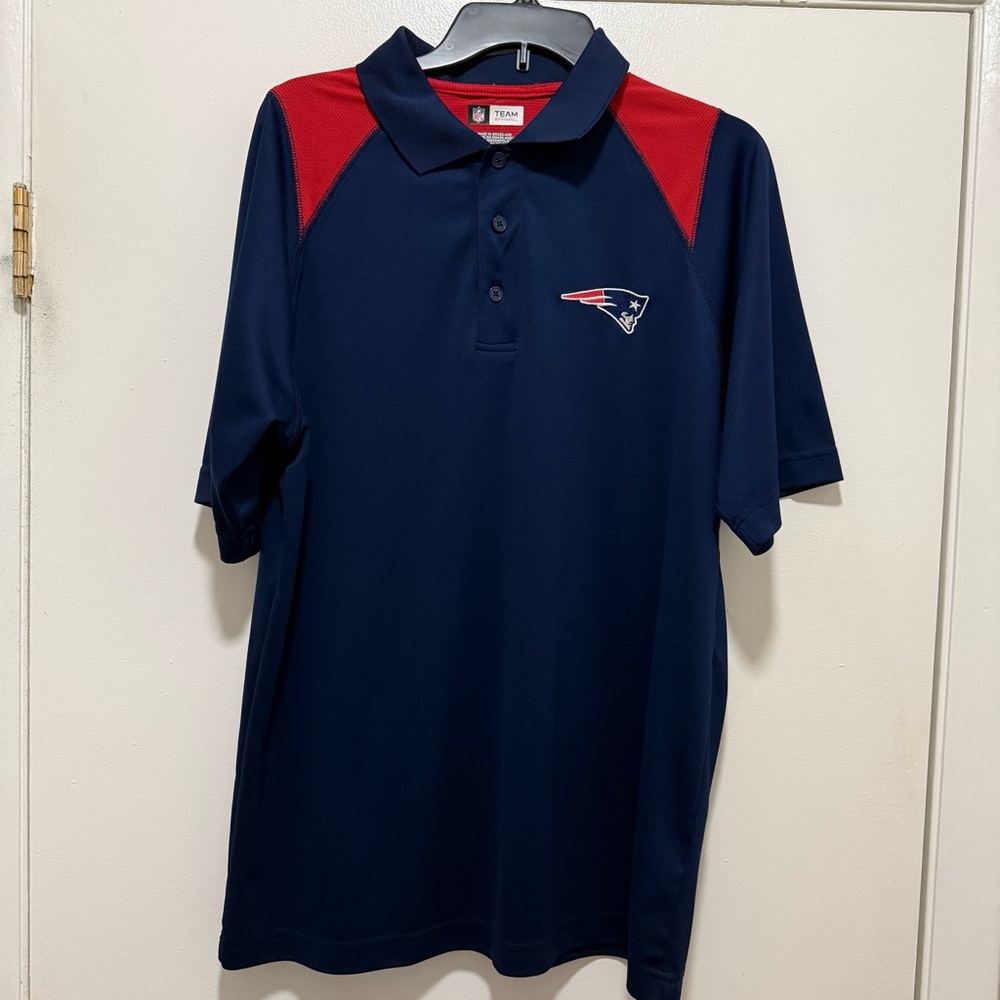 NFL New England Patriots polo size large